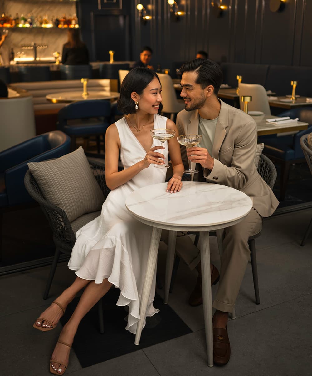 Dahlia Restaurant dining room details